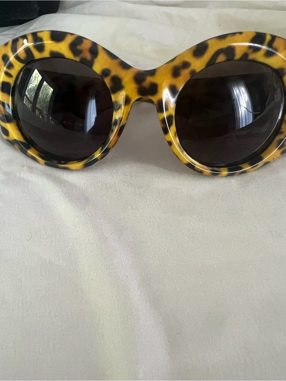 N/A trendy yellow